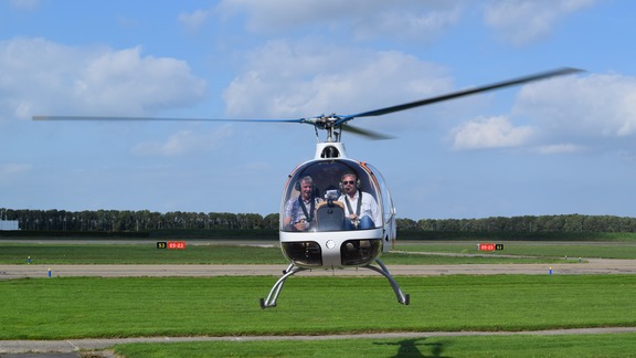 Helikopter vliegles Lelystad