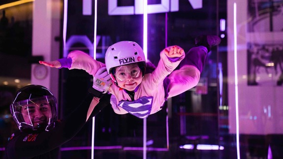 Parachutisme en salle pour les enfants