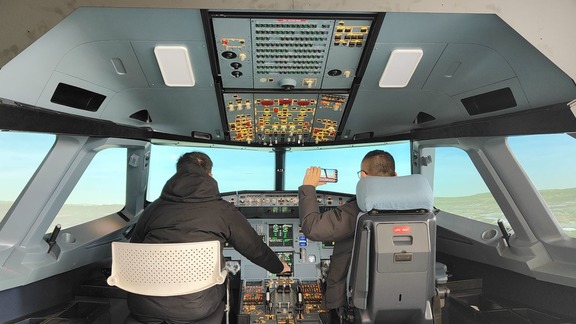 Simulador de vuelo sin instructor