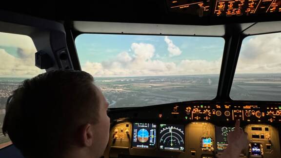Airbus A320 static training Schiphol 